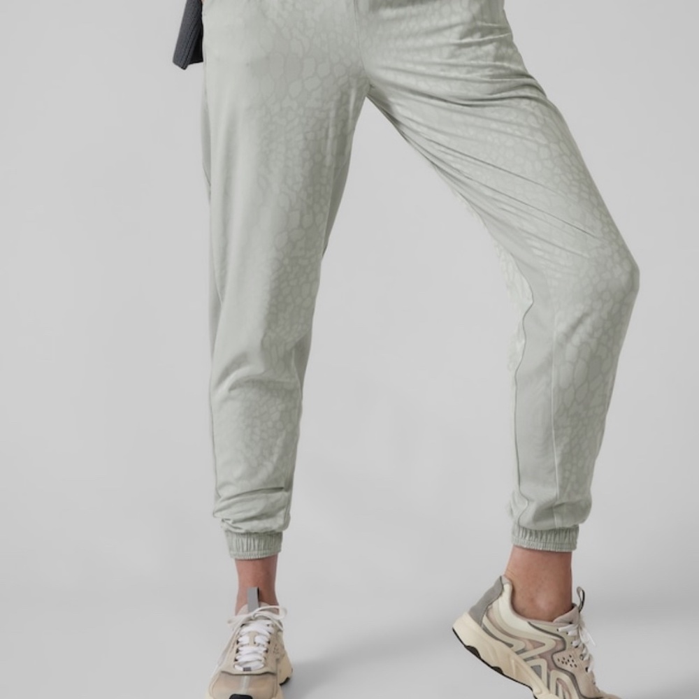 Athleta Brooklyn Lined Textured Jogger